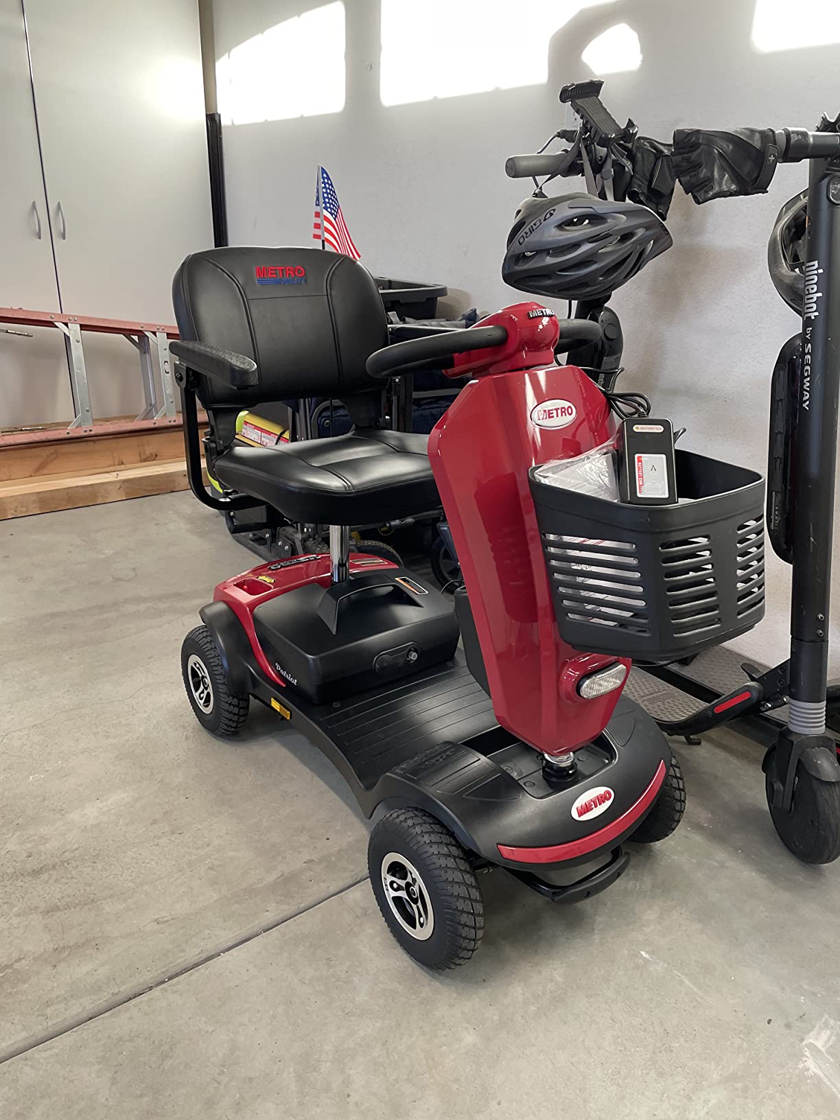 【Sports&Outdoors】Electric Mobility Scooter for Adults Wheelchair Device for Travel, Elderly