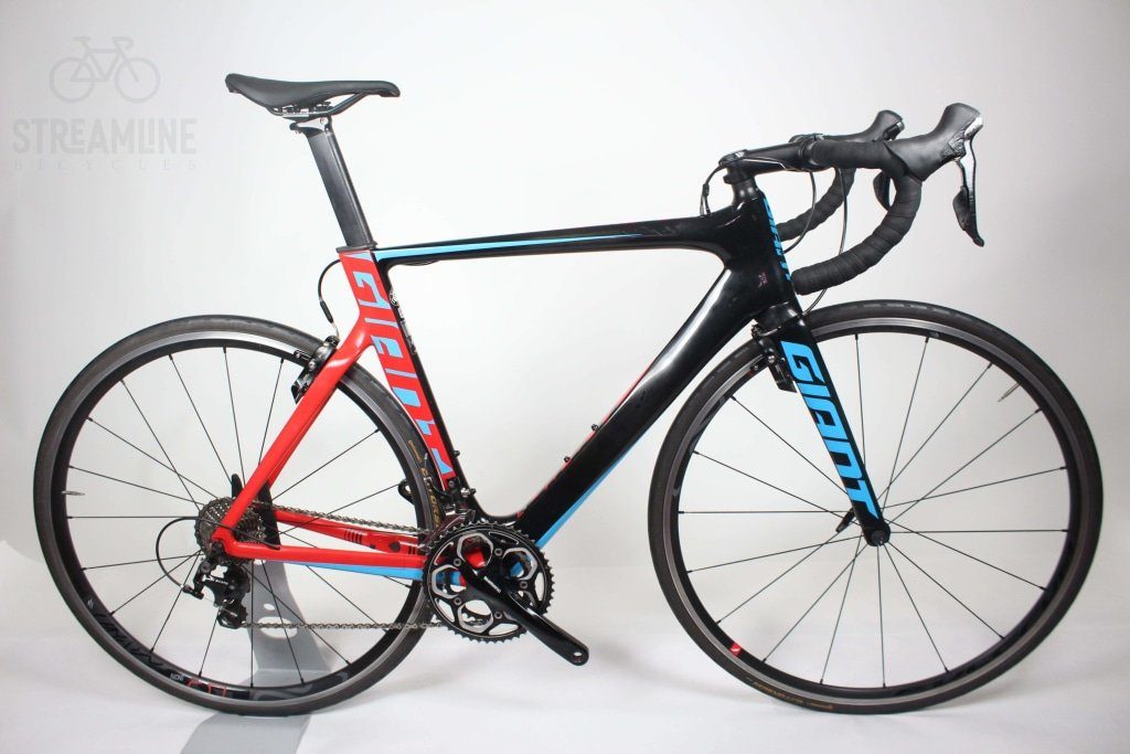 Giant Propel Advanced 2 - Carbon Aero Road Bike - Grade: Fair